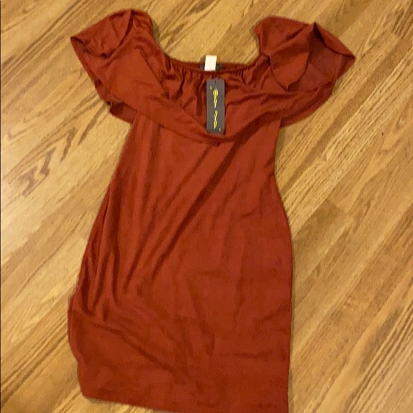 BNWT Brat Star mini off the shoulder dress size M - Picture 4 of 7